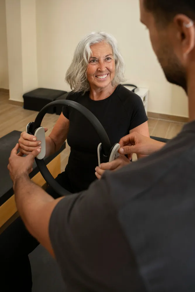 fisioterapia personas mayores a domicilio lugones